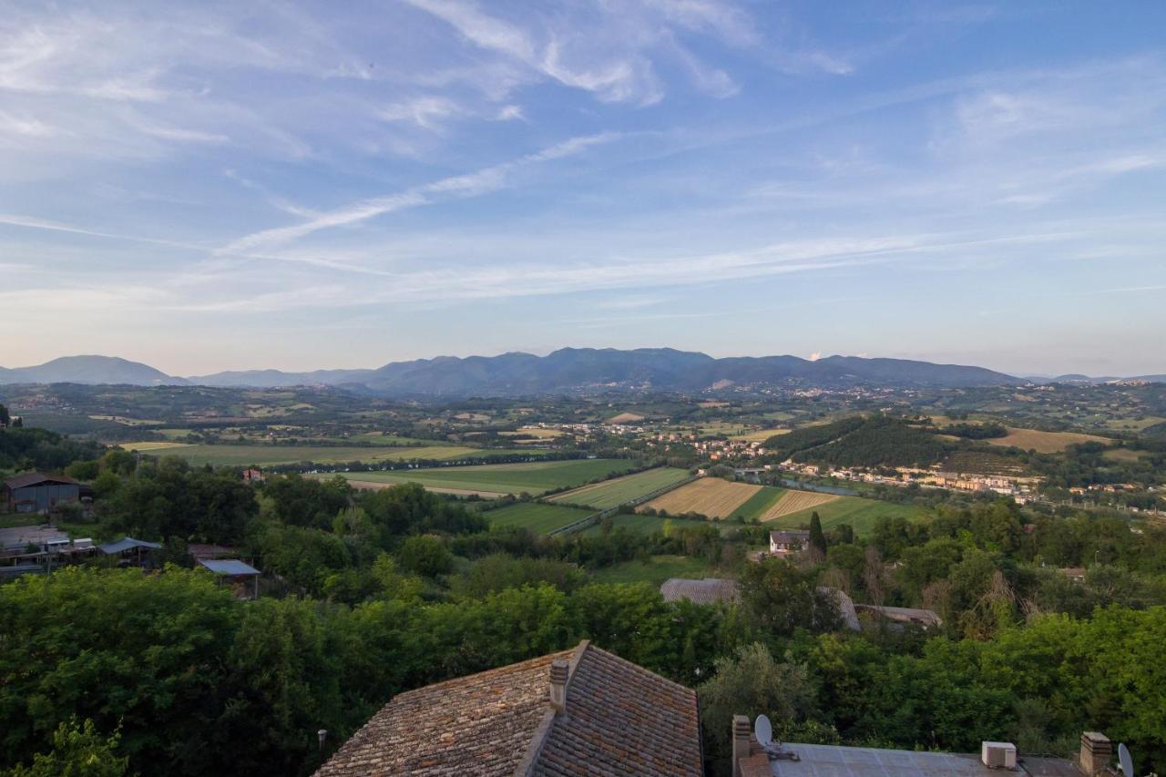 לינה וארוחת בוקר Torrita Tiberina La Valle Del Tevere מראה חיצוני תמונה